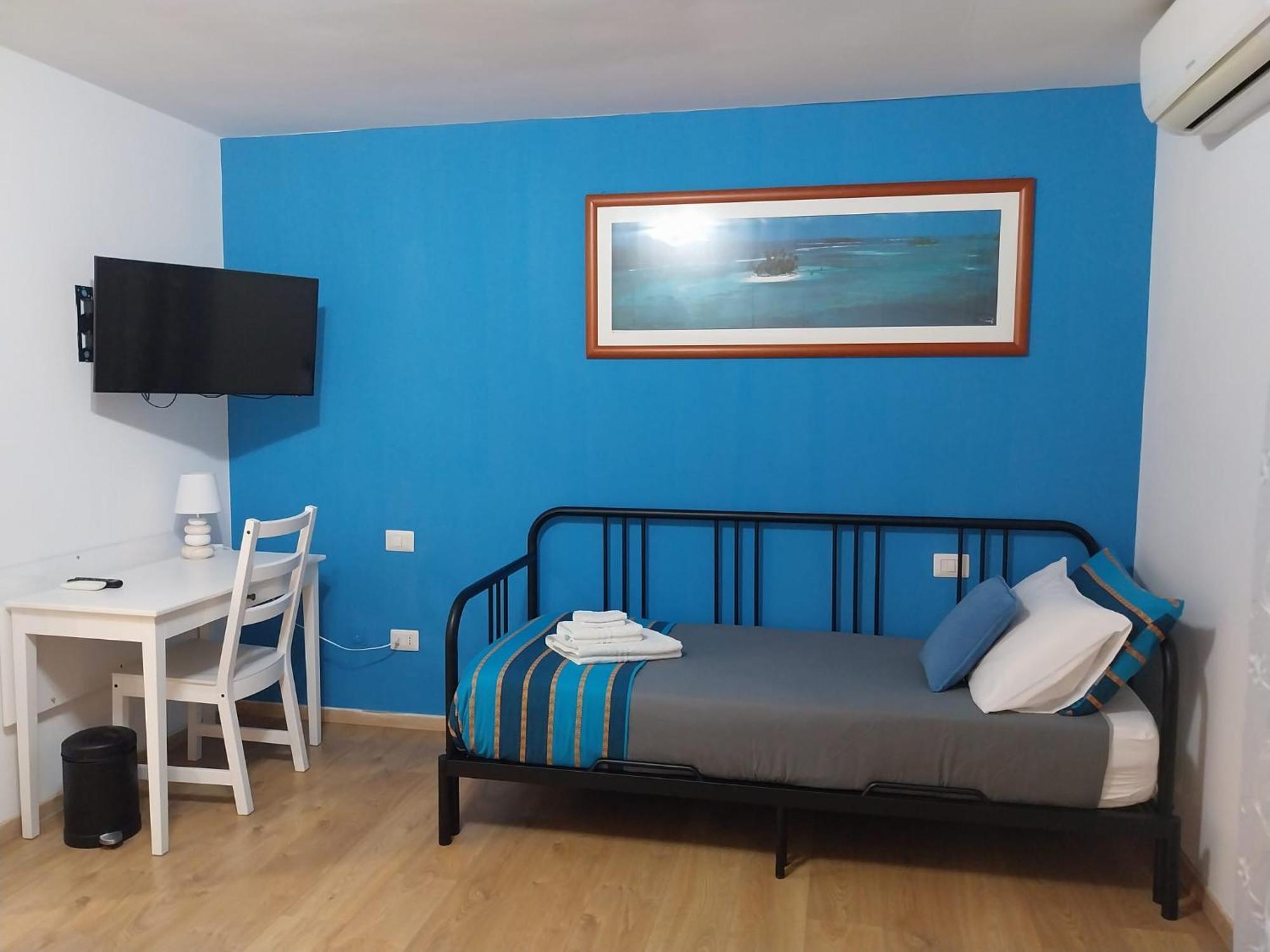 New Little House Ξενοδοχείο Νάπολη Εξωτερικό φωτογραφία
